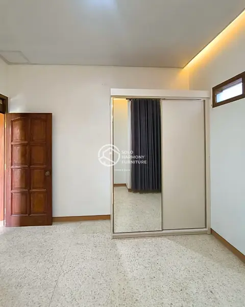 Lemari Custom Almari di Boyolali — Solo Harmony Furniture
